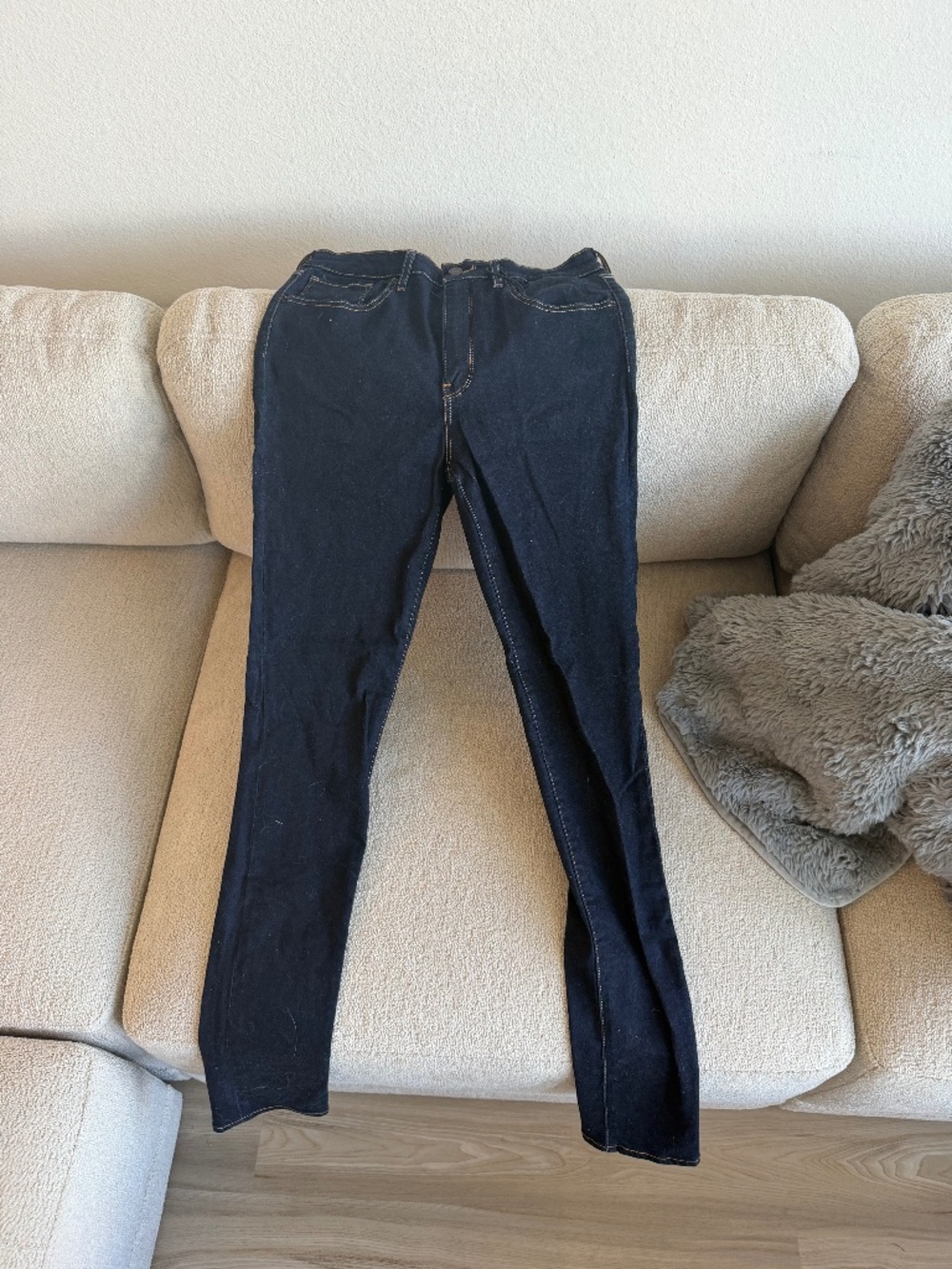 Levi high rise skinny long